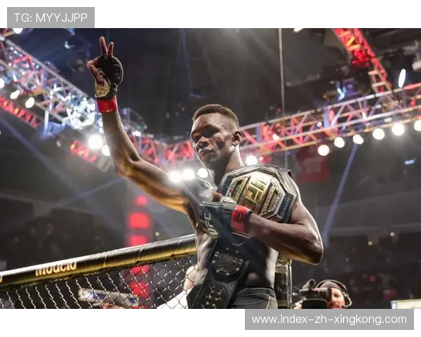 UFC拳手极限拉扯两回合后强势反扑，如何做到逆袭？